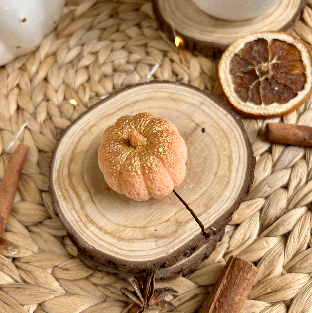Fondant Spiced pumpkin